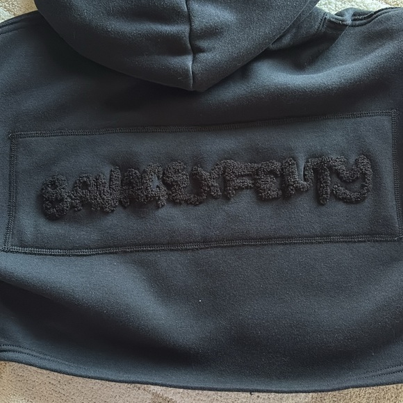 Savage X Fenty Cropped Hoodie - Picture 3 of 3
